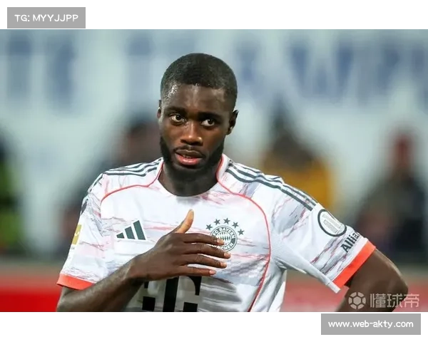 拜仁慕尼黑官方宣布与于帕梅卡诺续约至2030年夏天